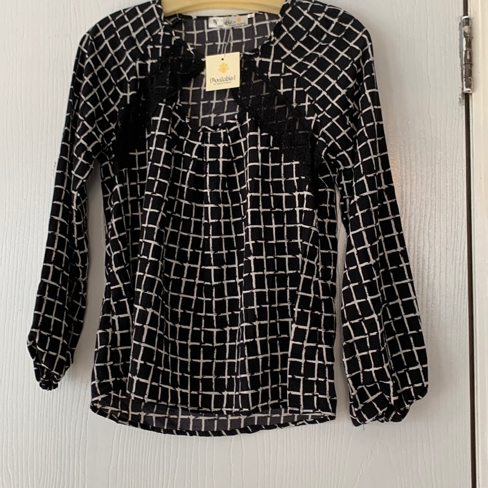 Available by Angela Fashion Tunic NWT